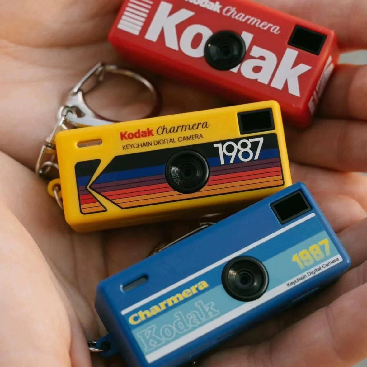 Kodak Charmera Keychain 35MM/F2.4 Digital Camera 1987 with Flash Mini Digital Camera 5 Colors Random Color Camera For Gift ﻿