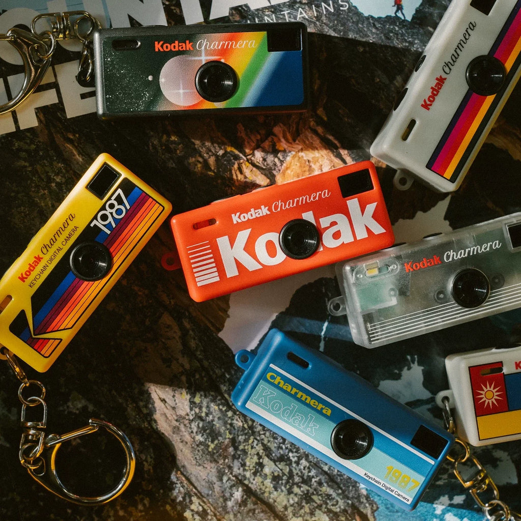 Kodak Charmera Keychain 35MM/F2.4 Digital Camera 1987 with Flash Mini Digital Camera 5 Colors Random Color Camera For Gift ﻿